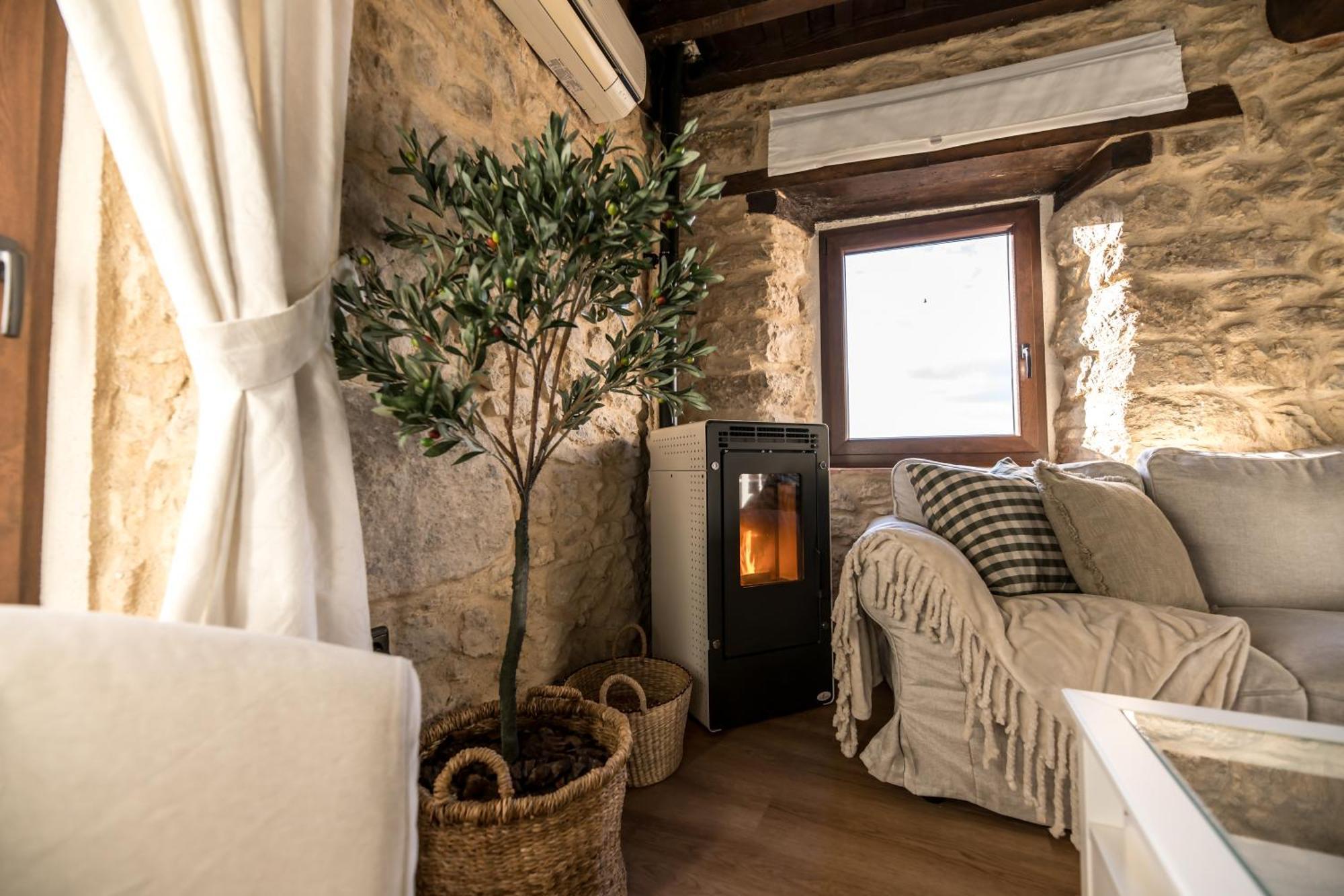 Apartamentos Rurales Los Olivos En Candelario Luaran gambar